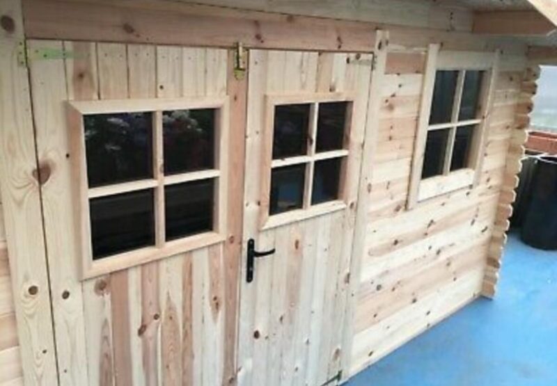 Log cabin 3.8m (13ft) x 2.98m (10ft) 28mm, T&G - Image 3